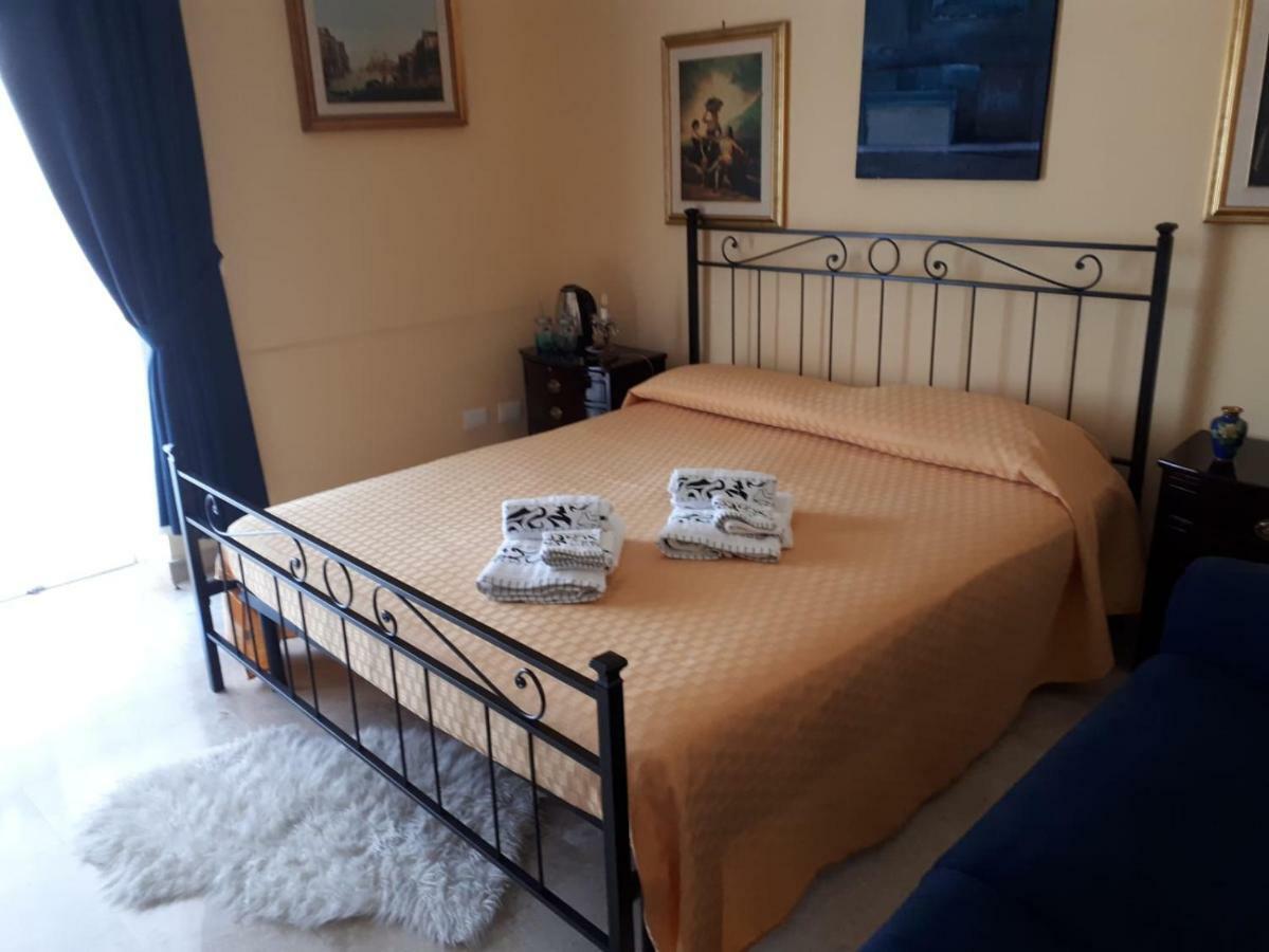 Attico Luxury Etnea Hotel Catánia Buitenkant foto